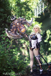 Gon Destroyer cosplay from Blade and Soul