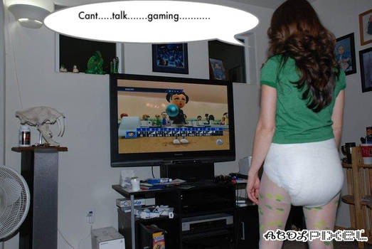 gaming girl