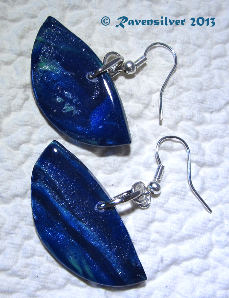 Blue soft wave earring 3