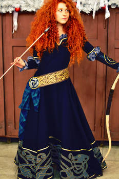 Merida (black dress)