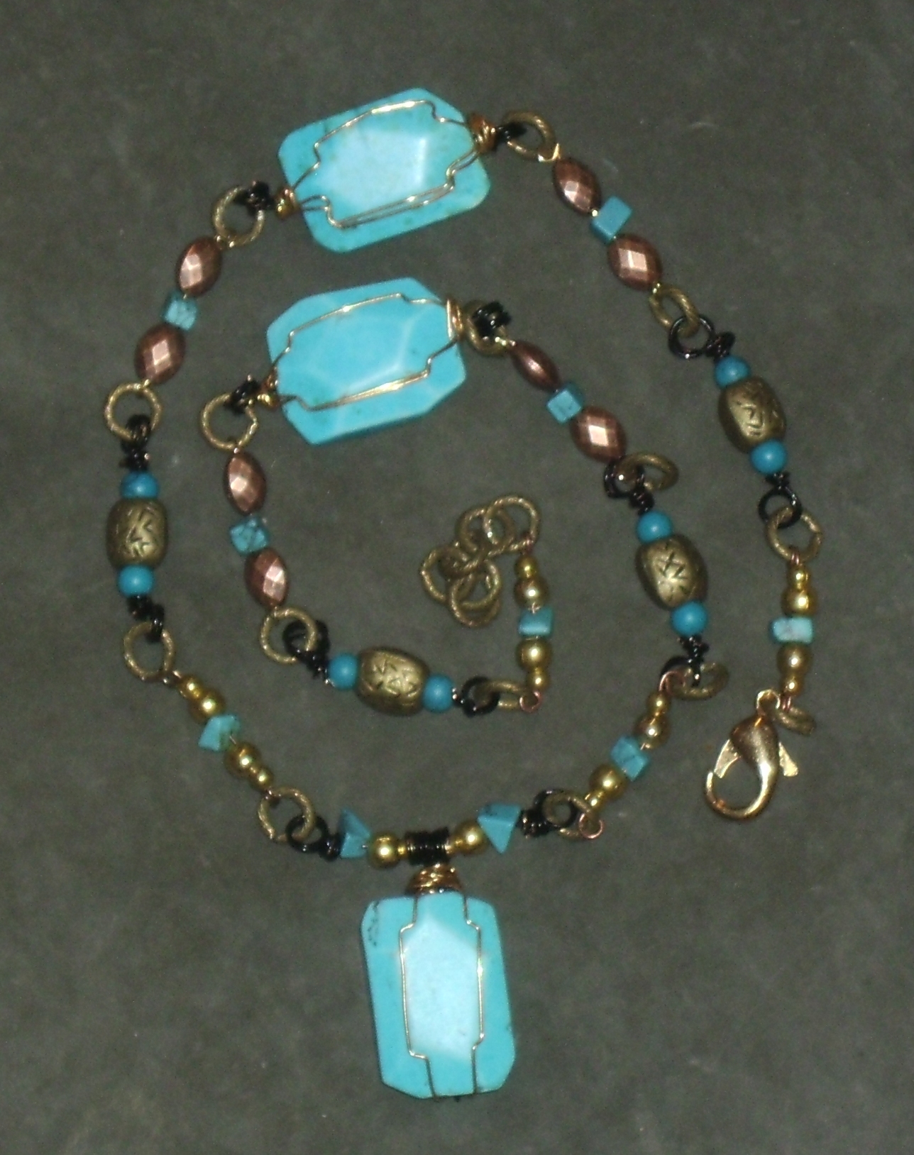 Magnesite and Turquoise Wire-Wrapped Necklace 3