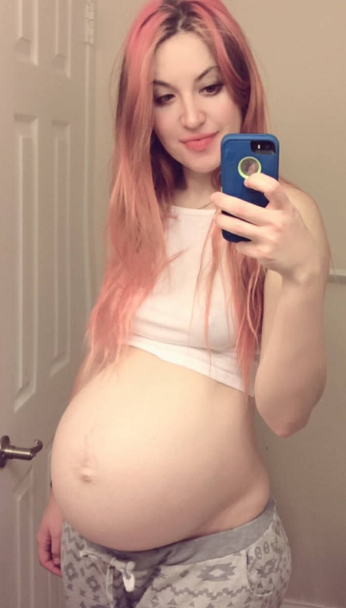 Pregnant Woman 64 by JessicaMeyrodonskay on DeviantArt.