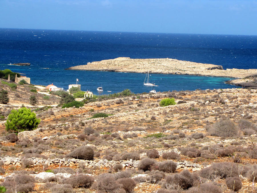 St. Mary's Bay - Comino