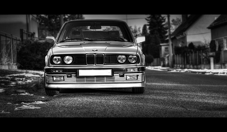 BMW E30