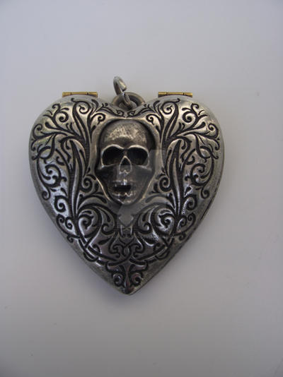 The Reliquary Heart Necklace