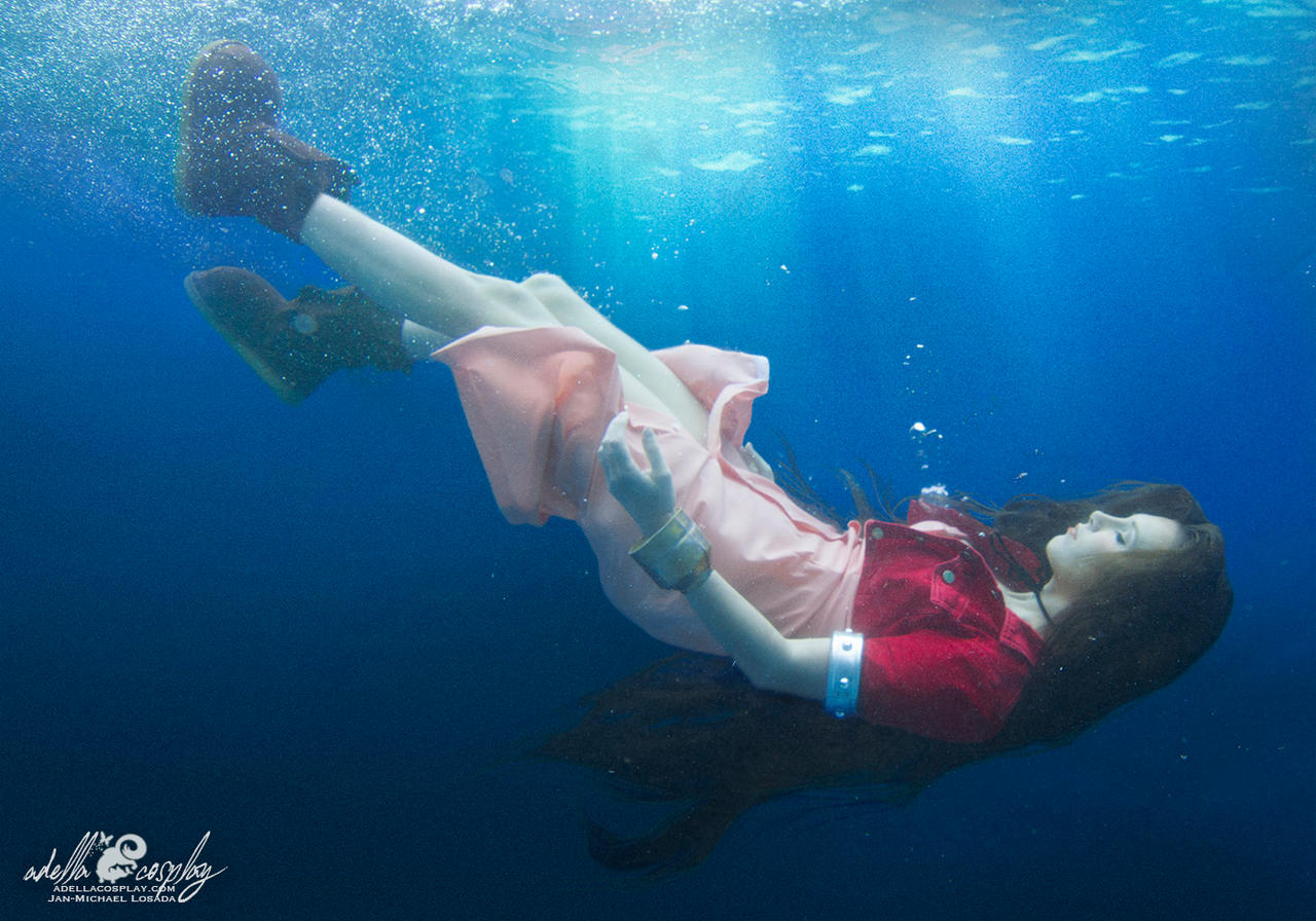 Aerith Cosplay Death Scene
