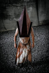 Pyramid Head Cosplay by David