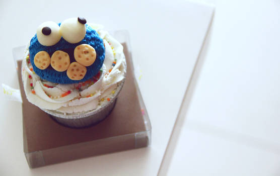 birthday cupcake