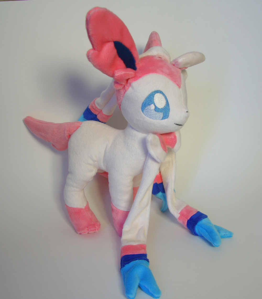 Ninfia / Sylveon Plushie