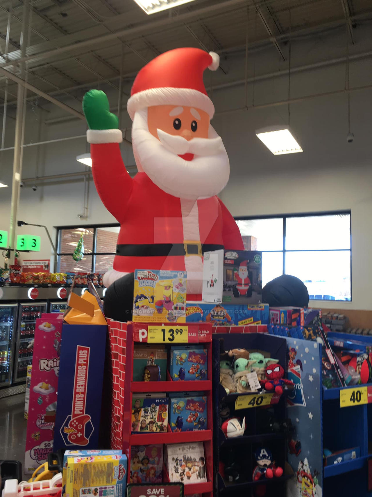 Balloon Santa At Kroger