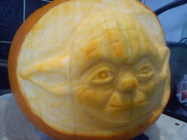 yoda pumpkin halloween