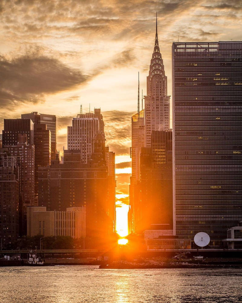 LIC Apartments Rentals by Gothampoint09 on DeviantArt