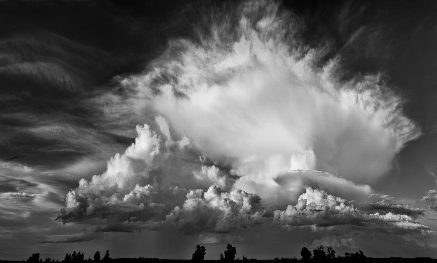 Cloud in black and white