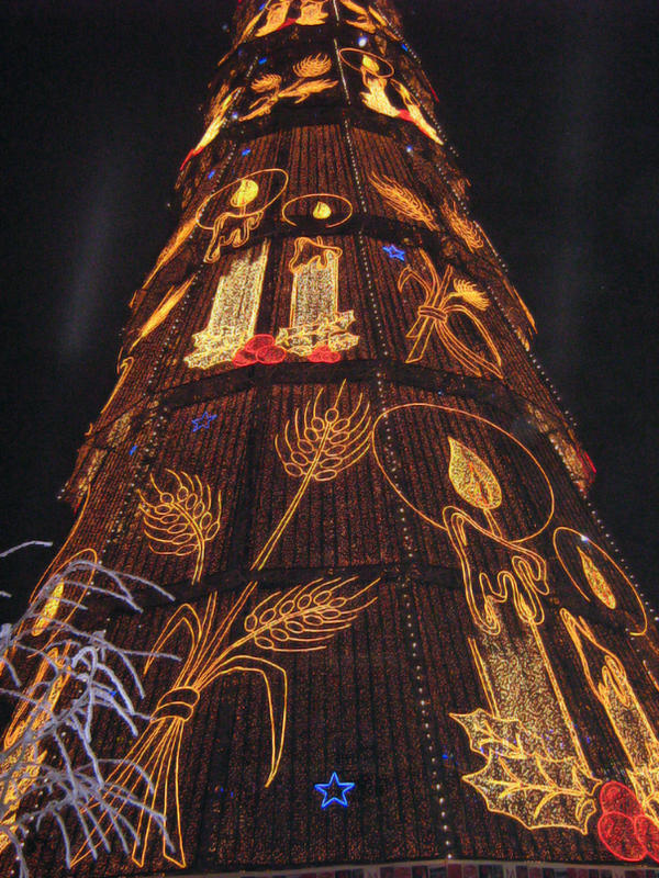 X Mus Treee Huge X-mas Tree by ktajaws on DeviantArt