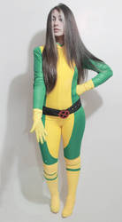 ROGUE X-MEN COSPLAY BY MARIE BRISEES