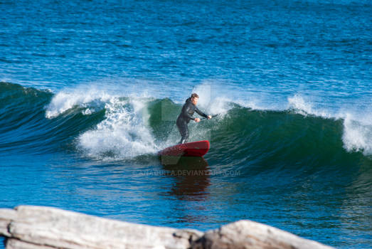 Paddleboard surfing