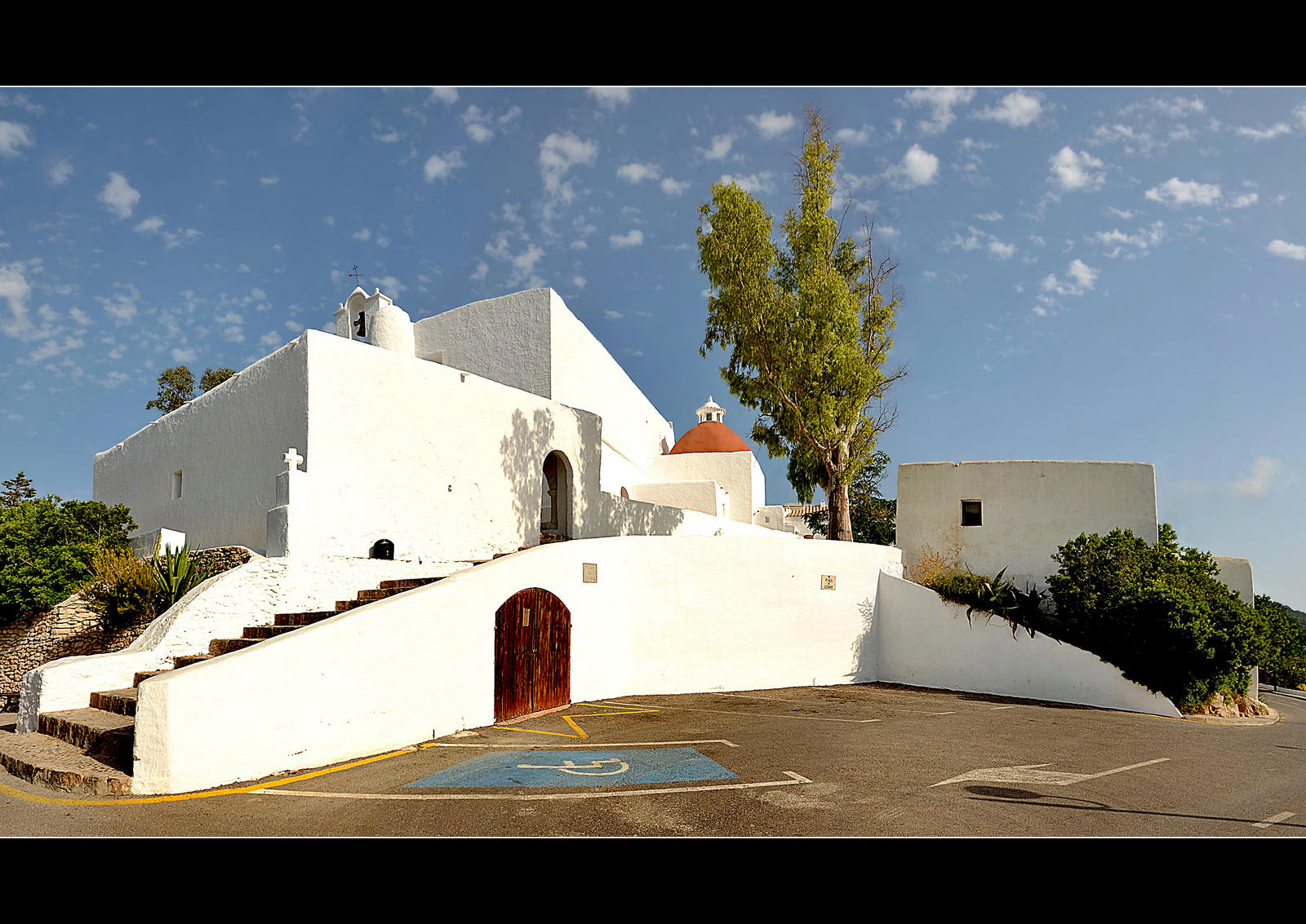 Esglesia de Santa Eularia - panorama