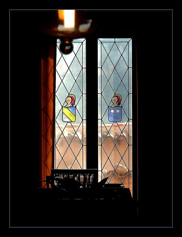 Windows With Arms by skarzynscy on DeviantArt