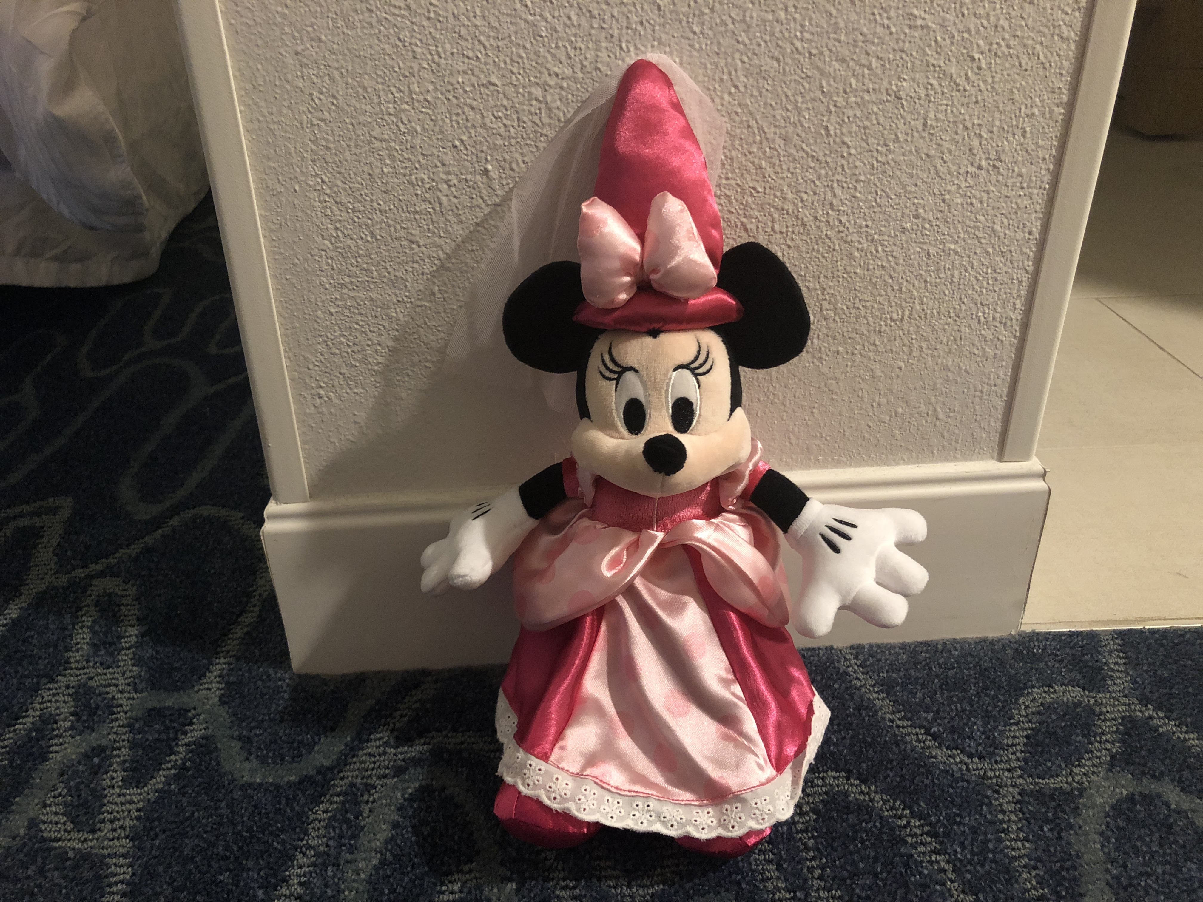 Princess Minnie Mouse Plush by AmaniTheLion on DeviantArt