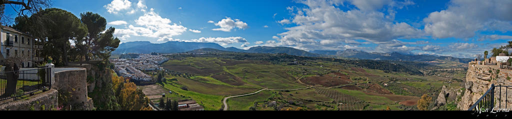 Panoramic view from Mondragon Palace