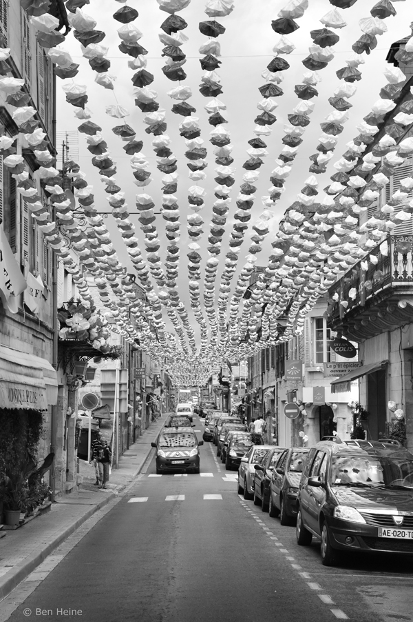 Street in Montignac - 2