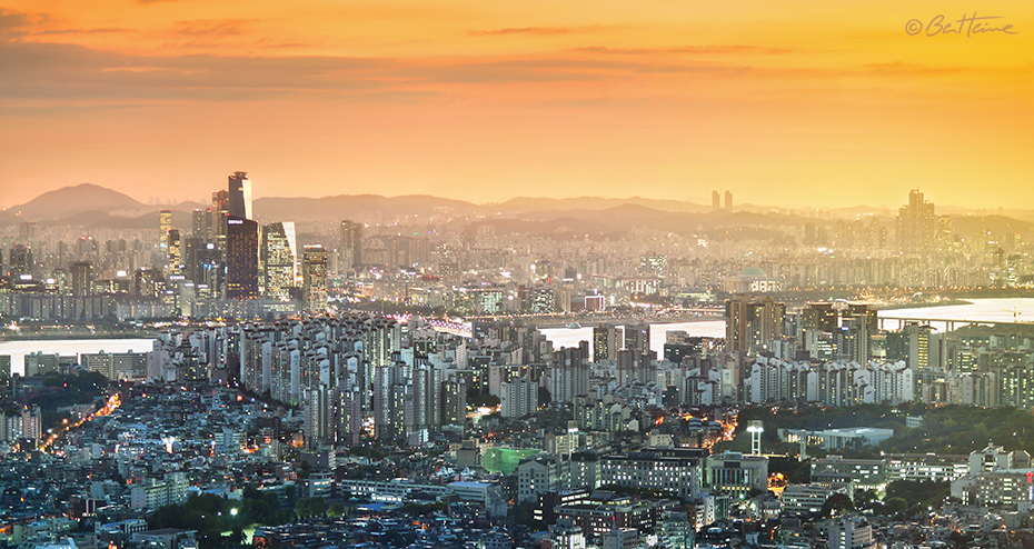 Seoul Panorama by BenHeine