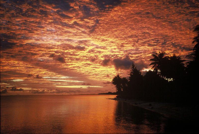 Sunset in Rangiroa 1