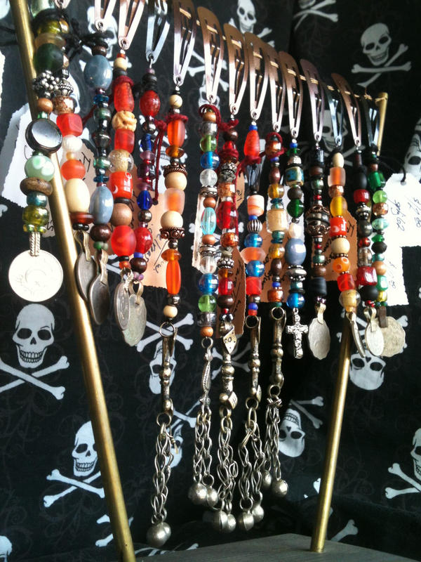 Short Pirate Hair Jewels Strands