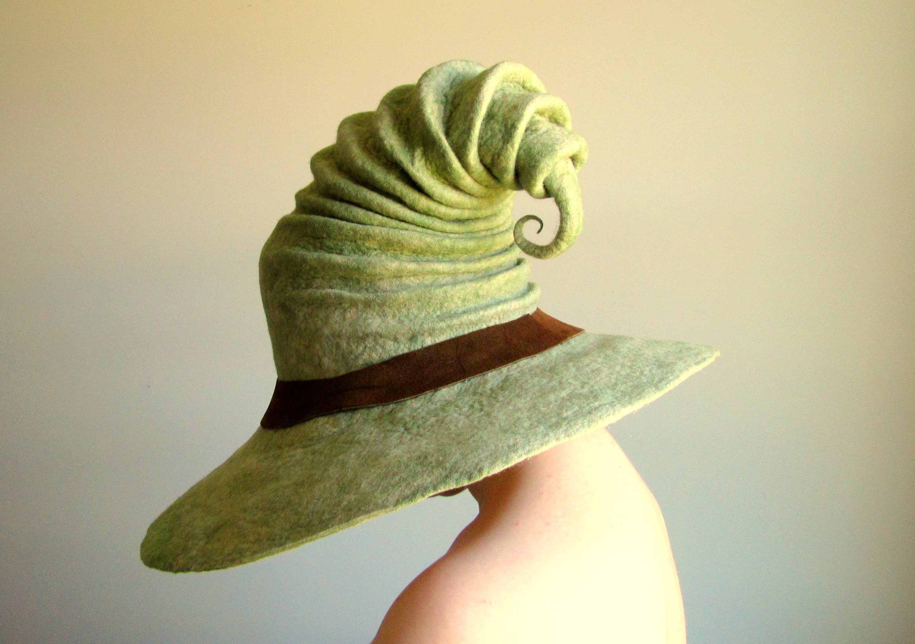 Wide Brim Wizard Hat Green with Brown Leather Band