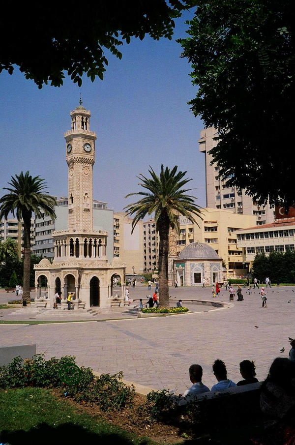 izmir saat kulesi by fiyonk14 on deviantart