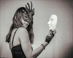 Pict24 - Day#28 - Mask