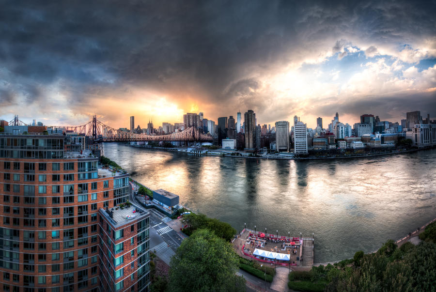 New York, Roosevelt Island by alierturk