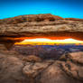 Canyonlands, fire of Mesa Arch