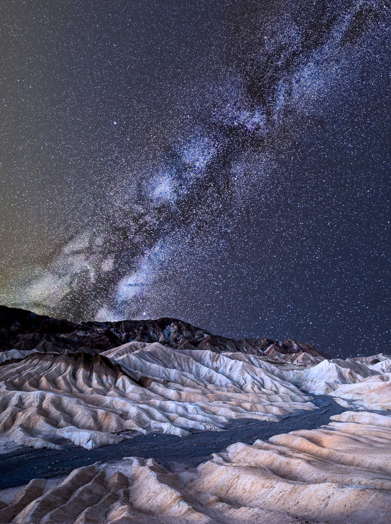 Two cracked worlds | Death Valley by alierturk