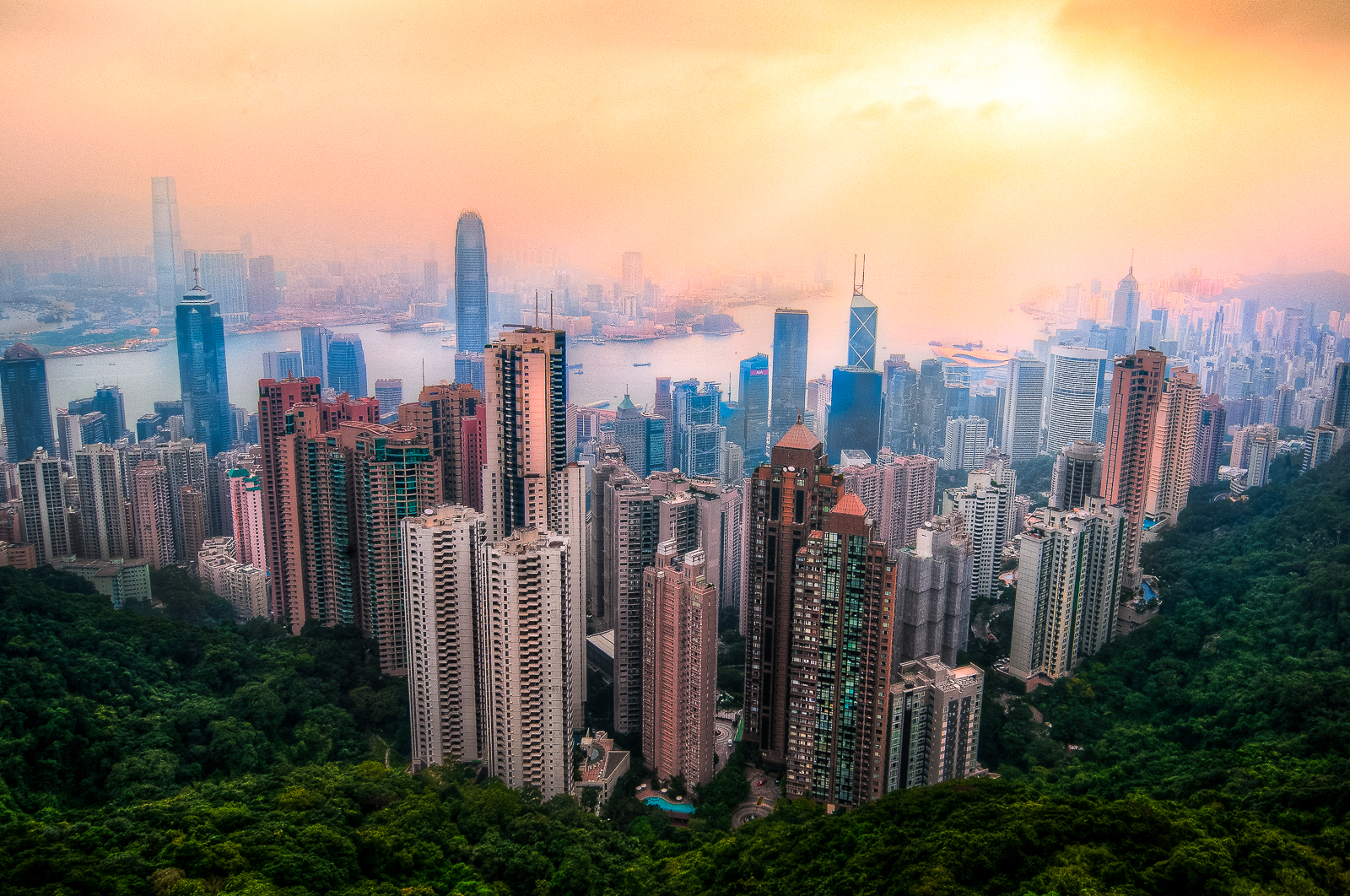 Hong Kong, illuminated