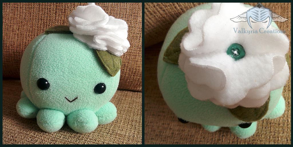 Mint Floral Octo plush