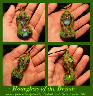 Hourglass of the Dryad - handsculpted Pendant