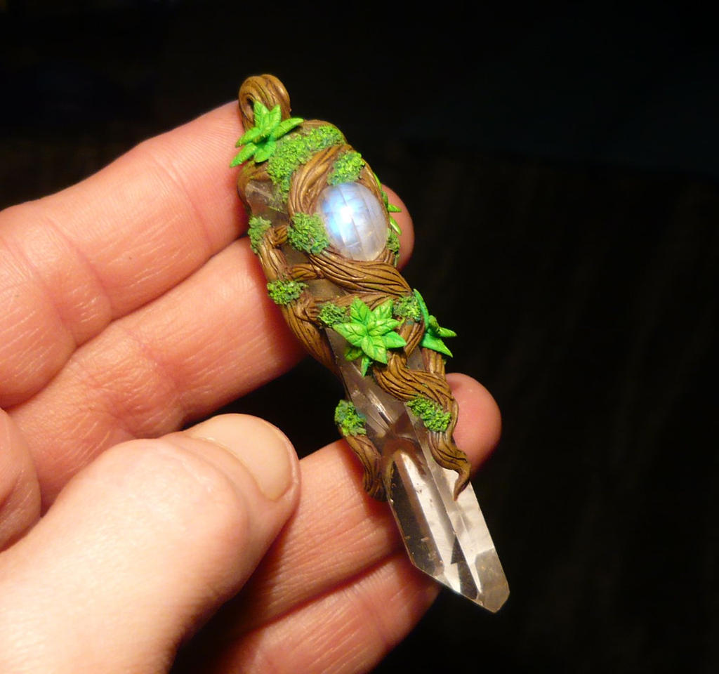 Moonfairy - Pendant with Moonstone and Crystal