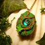 Forest Soul - handmade openable Medaillon