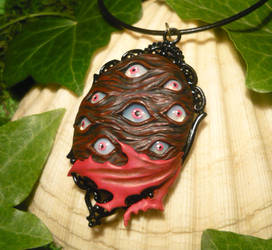 Eyes for Days - handsculpted Pendant - Alucard