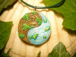 Yin and Yang - handsculpted Pendant