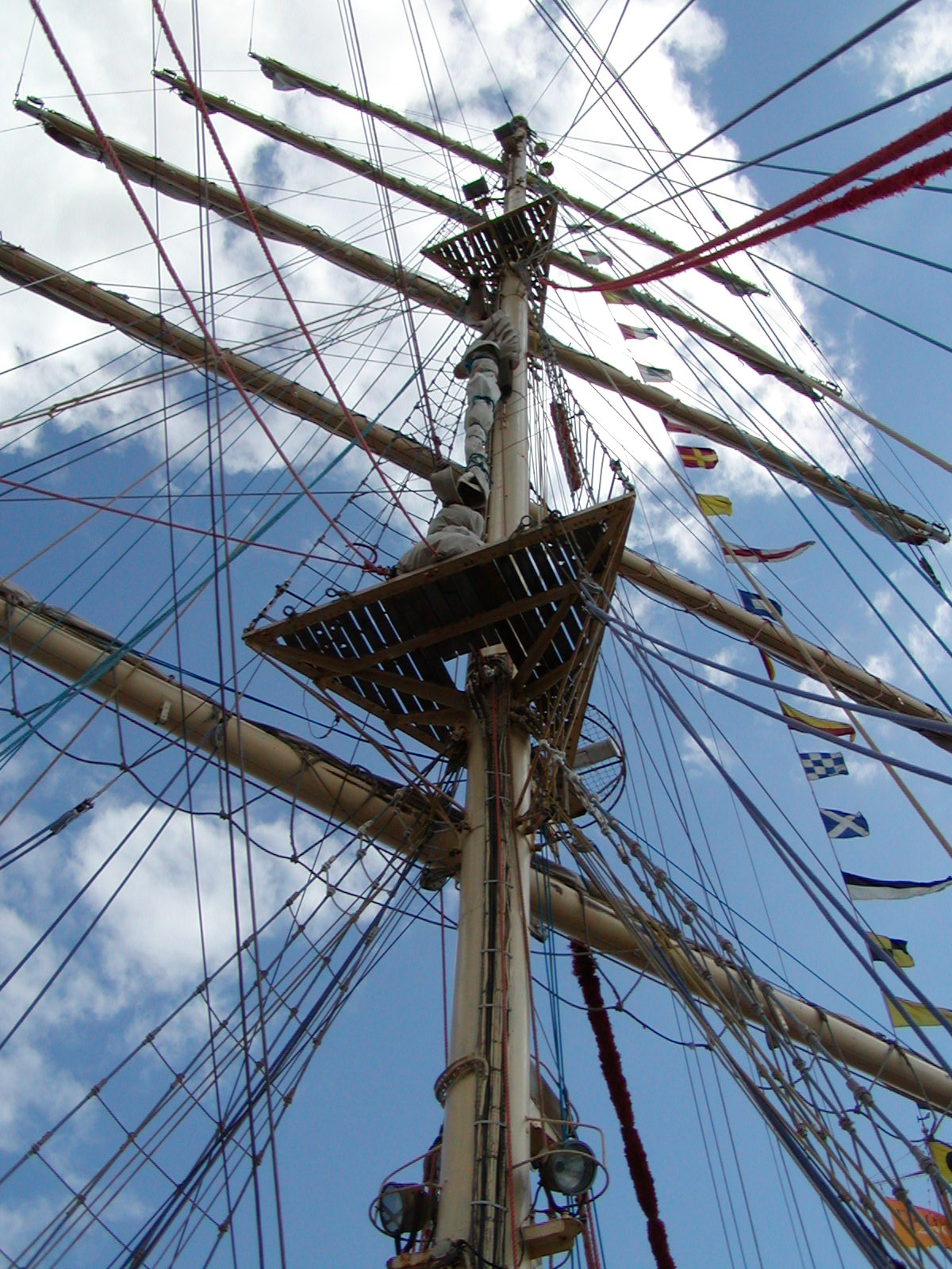 Delfsail 2003 - Masts and Rope