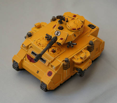 Space Marine Imperial Fists Predator Tank 1 of 3