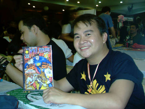 Gio Paredes at Komikon