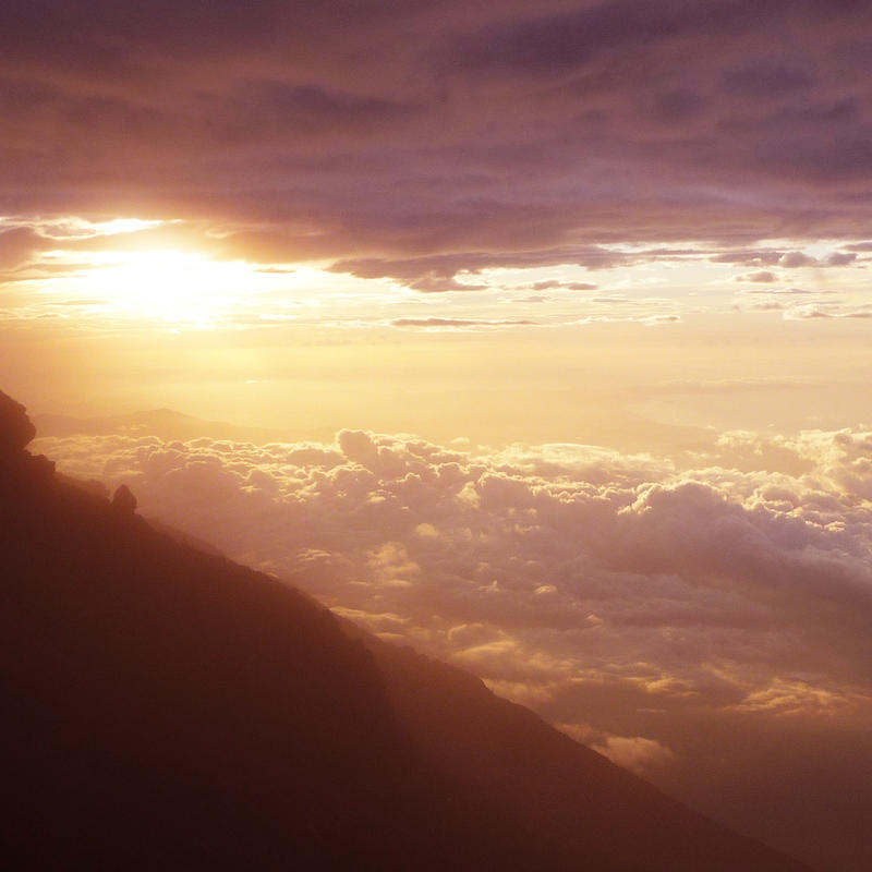 ..Sunrise Above The Clouds.. by koruldia