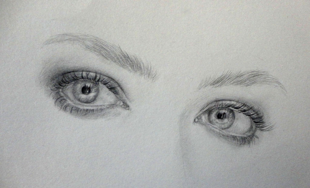 eyes of Amanda Seyfried