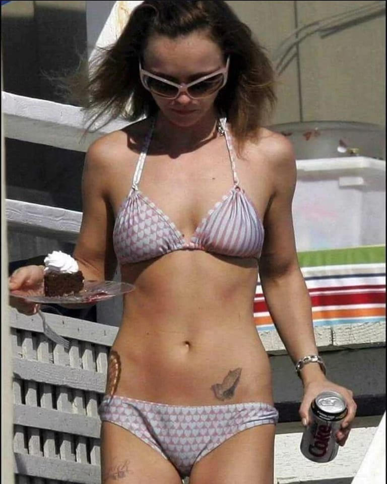 Best of Bikini christina in ricci Adult Pix HQ Wisconsin swingers club