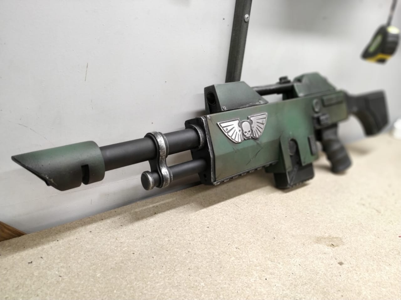 40k Flashlight Warhammer 40000 - inspired - cosplay LASGUN by Cosplay40000 on DeviantArt