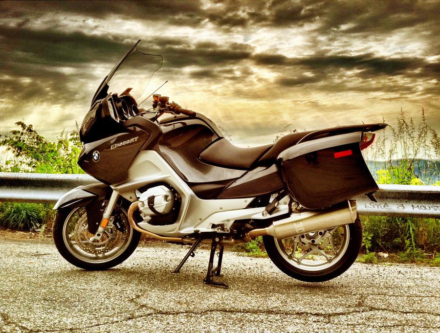 The BMW R1200RT 2011