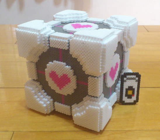 The Cube and GLaDOS (in portal2)